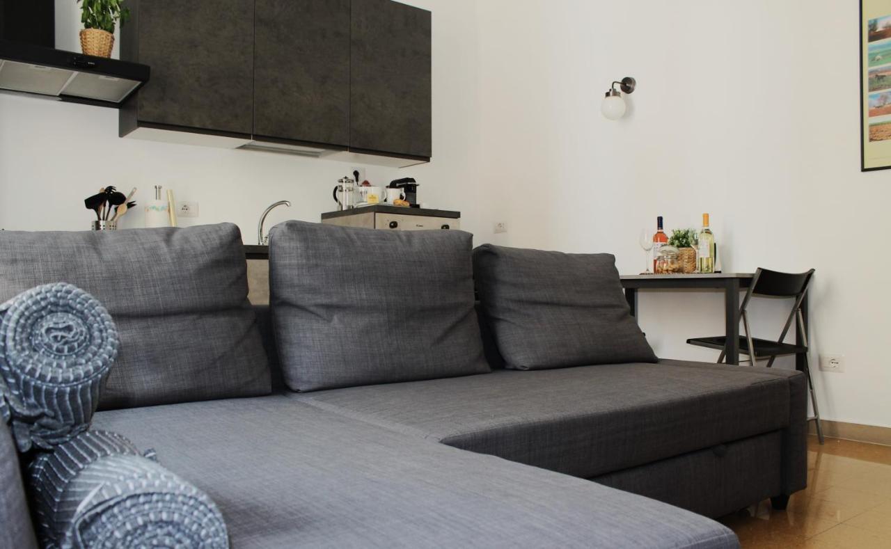 M&M Apartment Барі Екстер'єр фото