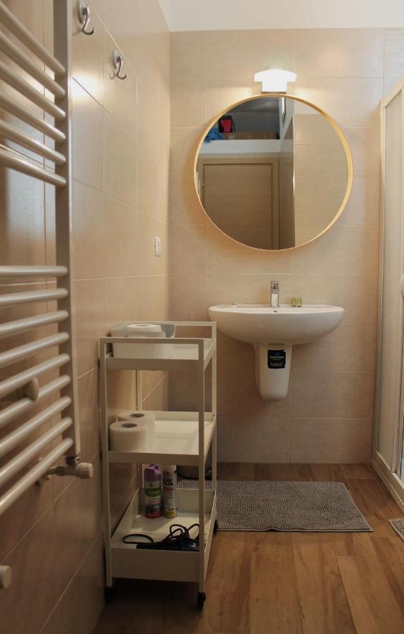 M&M Apartment Барі Екстер'єр фото
